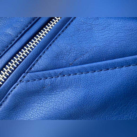 Pull&Bear Faux Leather Biker Moto Blue Jacket Womens size Medium - Picture 9 of 9